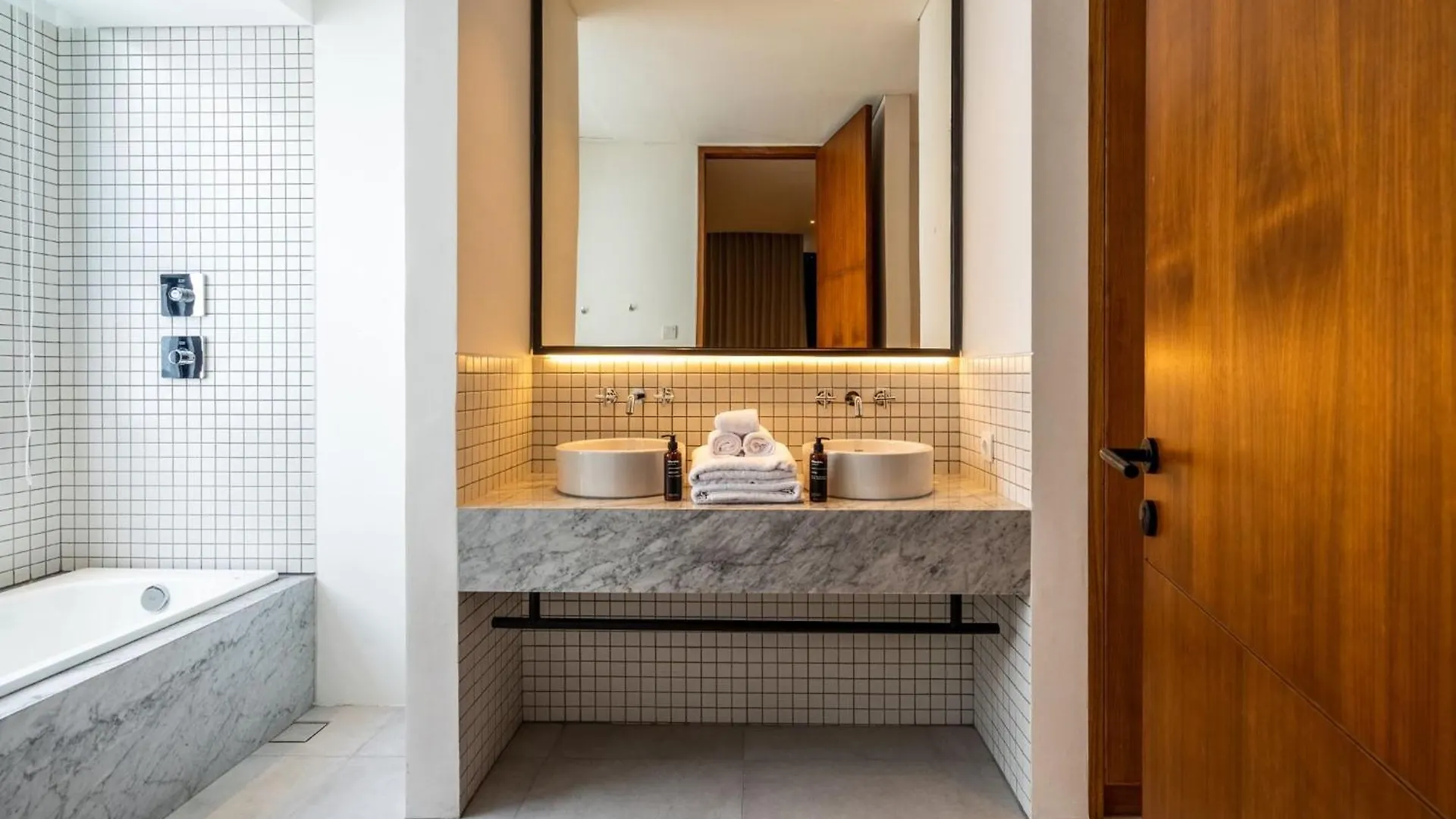 Mandala Residences Canggu 5*,  Indonesien